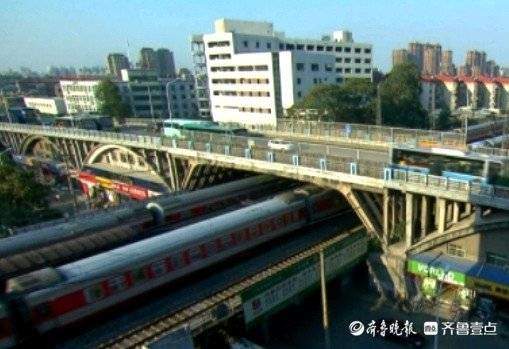 百年濟南老天橋即將迎來維修改造，沿線征收凍結啟動